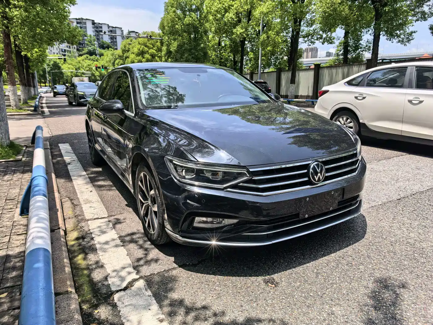Volkswagen Magotan 2020 280TSI DSG Leading фото 3