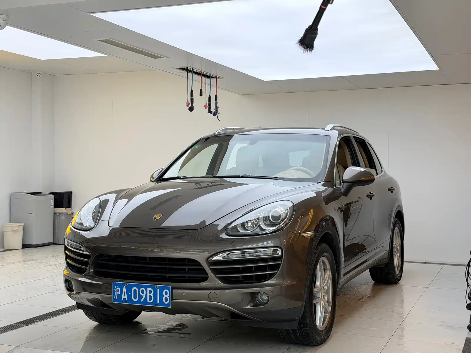 صورة 1 - Porsche Cayenne
