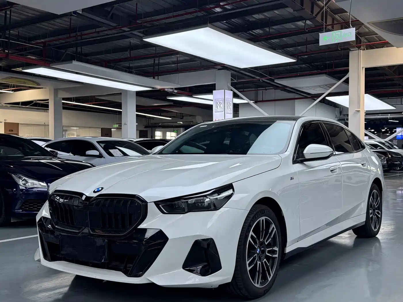 BMW 5 Series 2025 525Li M Sport Package
