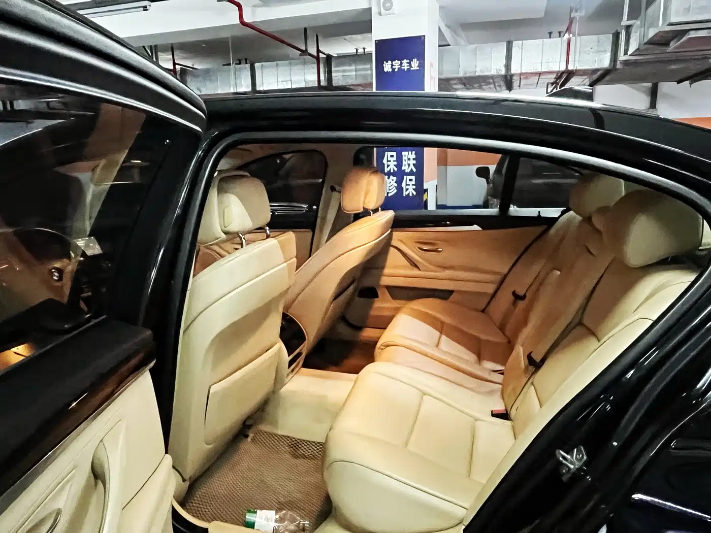 BMW 5 Series 2013 525Li Luxury фото 14