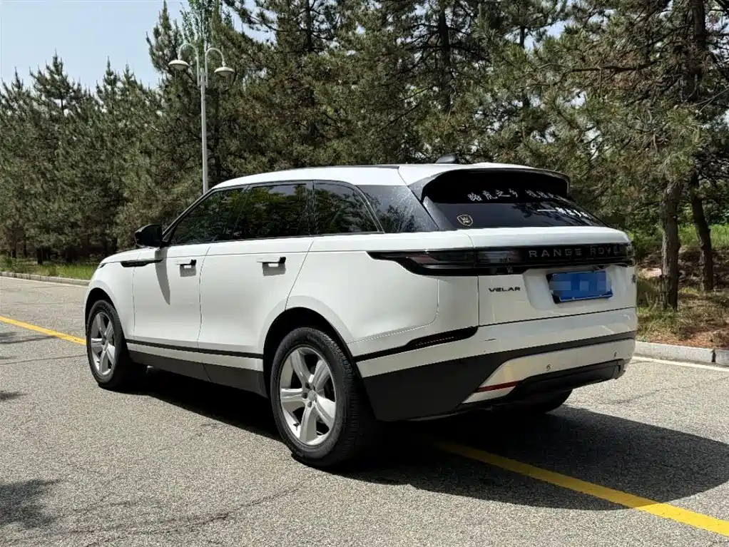 Land Rover Range Rover Velar 2024 Dynamic HSE фото 9