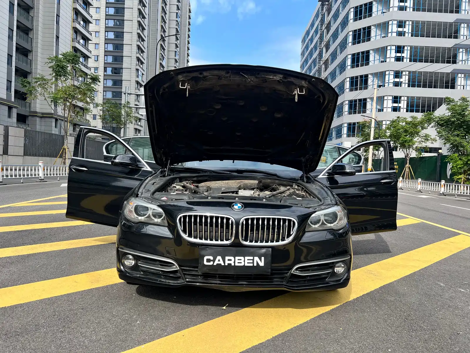 Photo 23 - BMW 5 Series