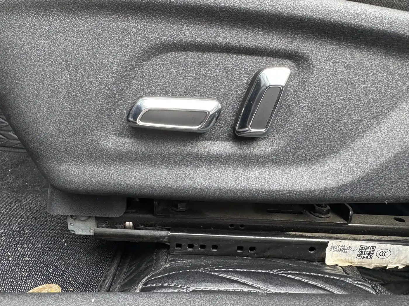 DONGFENG YI HYUN MAX