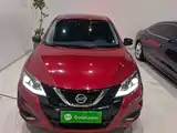 Photo 3 - Nissan Tiida