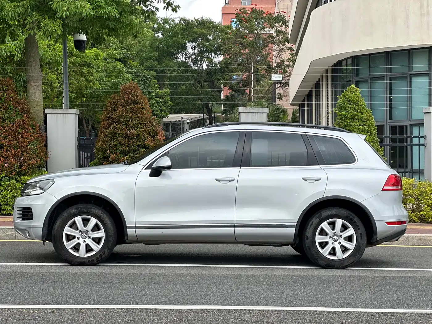 Volkswagen Touareg 2011 3.0TSI Standard фото 6