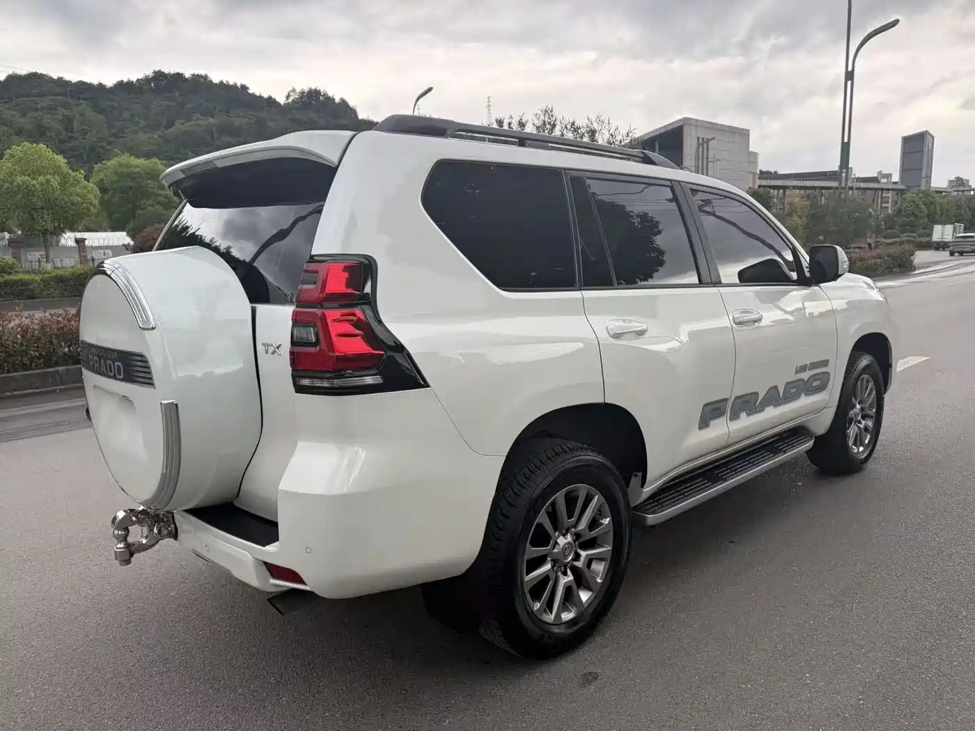 Toyota Prado 2018 3.5L Auto TX-L NAVI фото 10