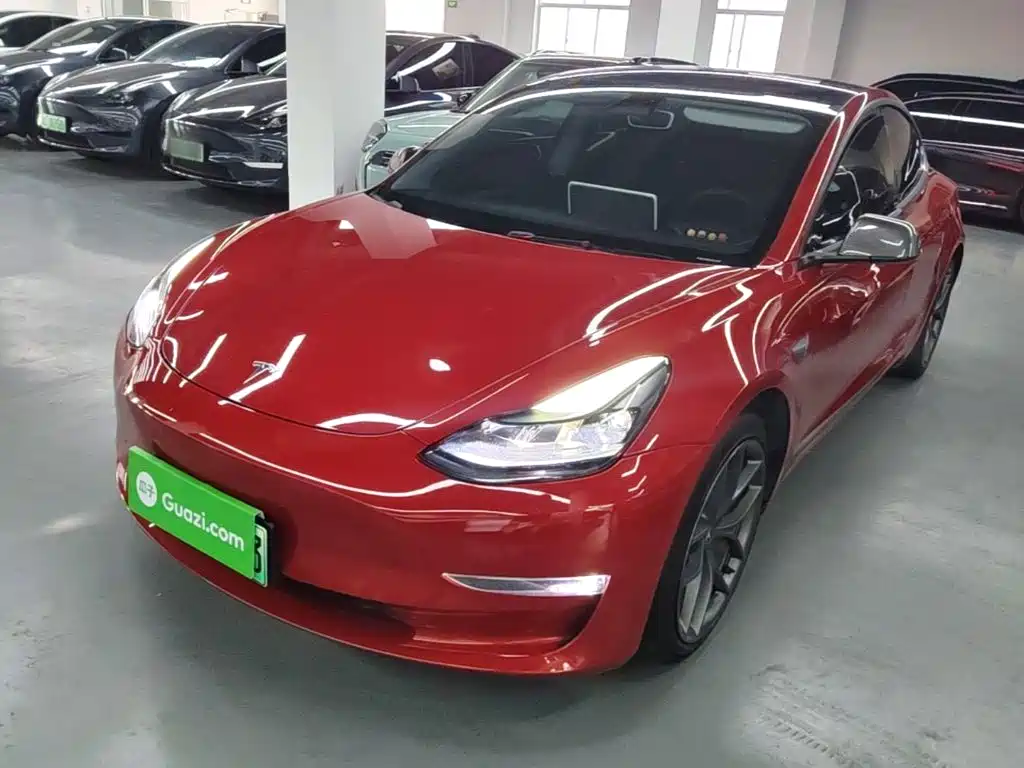 Tesla Model 3 2021