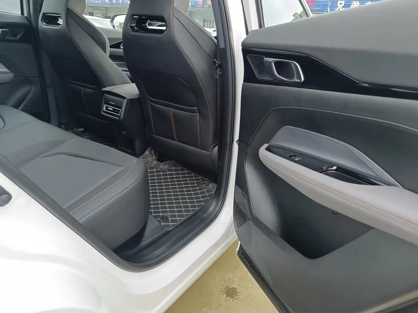 Changan Oshan Z6 EV 2023 2023 Smart Electric iDD 150KM Flagship