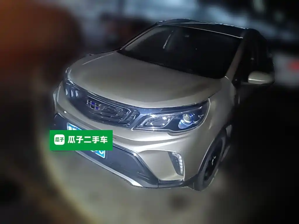 Фото 1 - Geely Vision X3