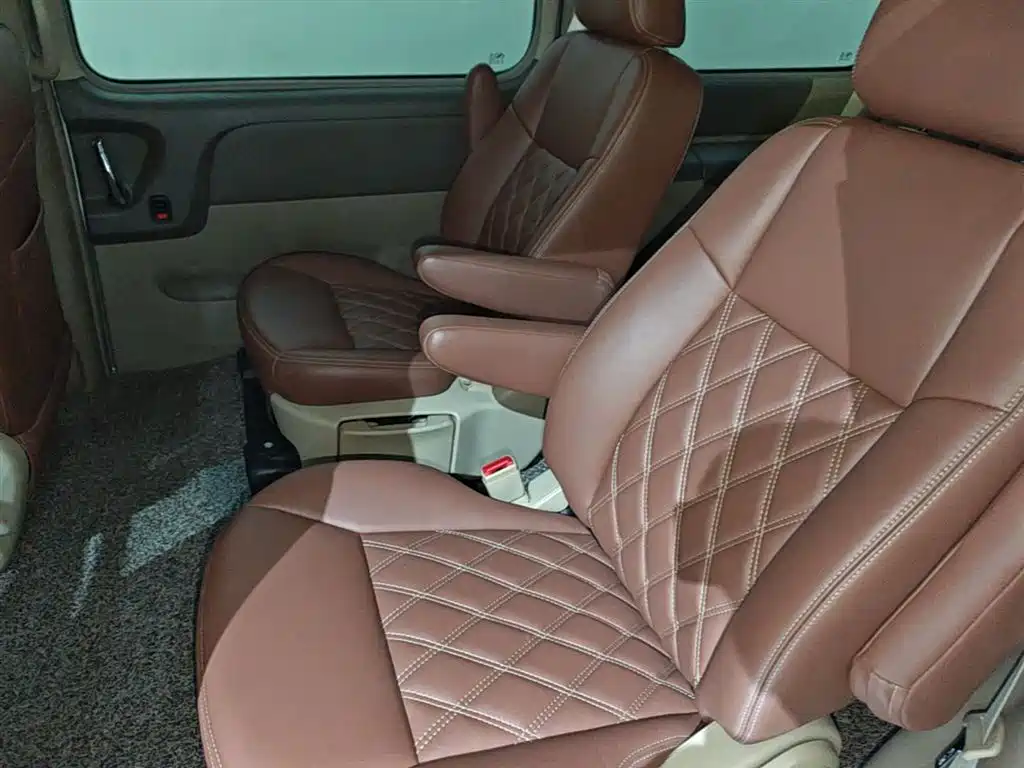Buick GL8 2014 2.4L Classic Edition фото 17