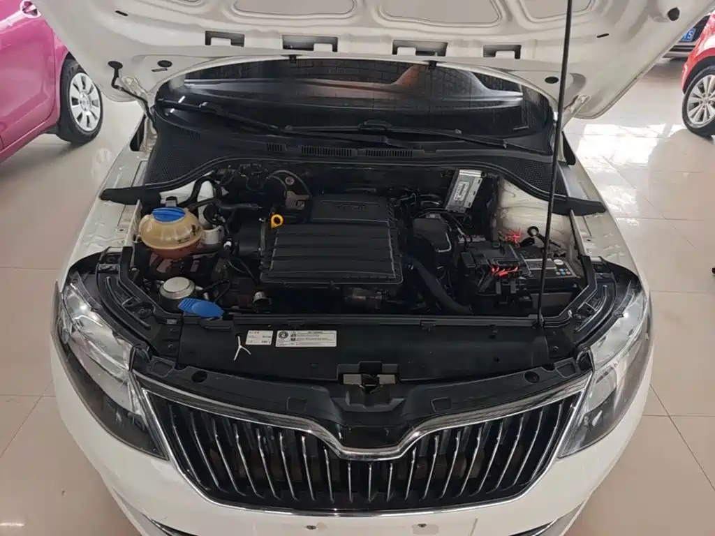 Photo 20 - Škoda Rapid
