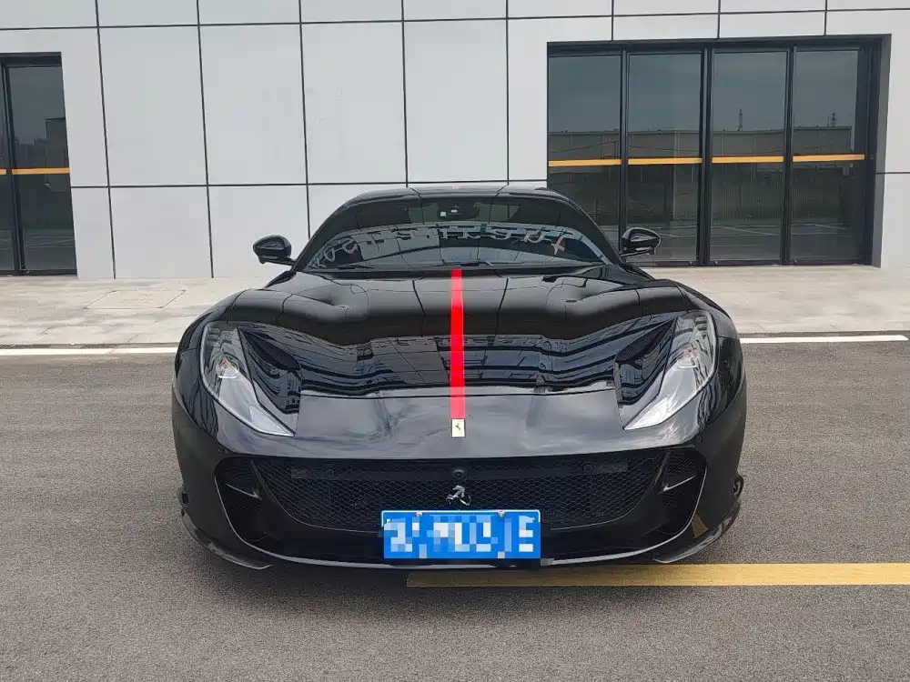 Ferrari 812 2024 2020 6.5L GTS