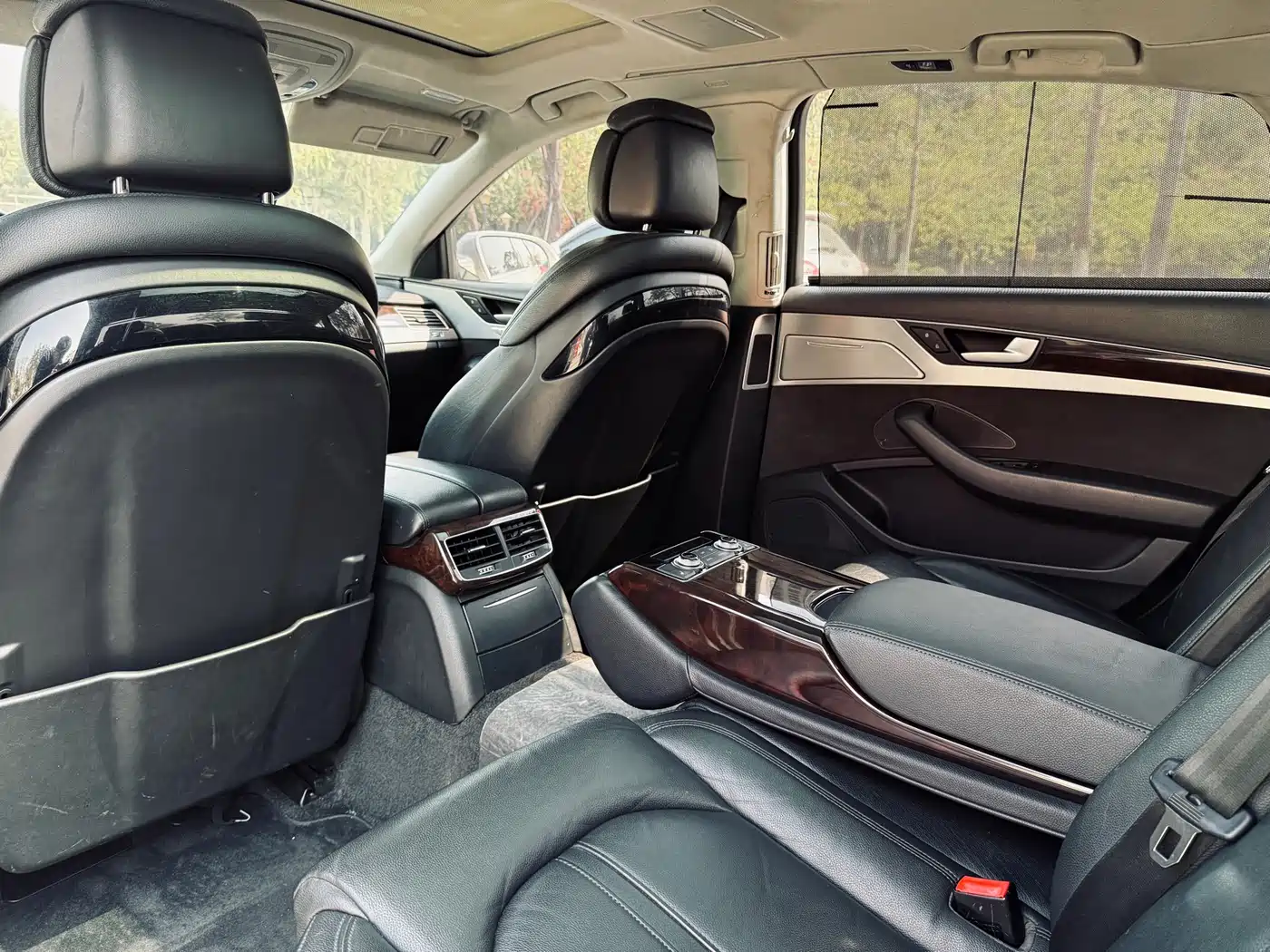 Audi A8 2014 A8L 45 TFSI quattro Comfort фото 38