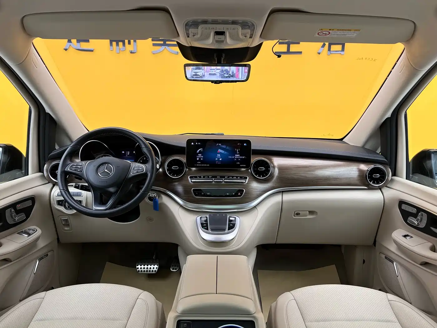 Mercedes-Benz V-Class 2021 V 260 L Long Wheelbase Luxury Edition фото 16
