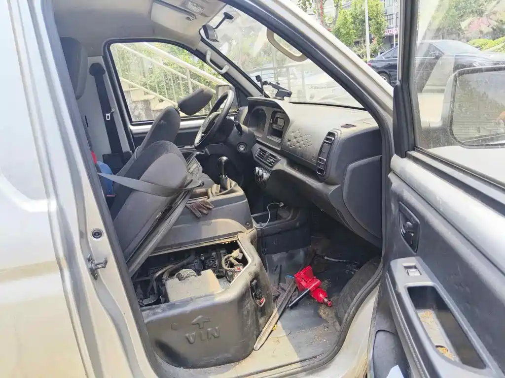 Dongfeng Xiaokang D71 2023 2023 1.6L LV0 SFG16C