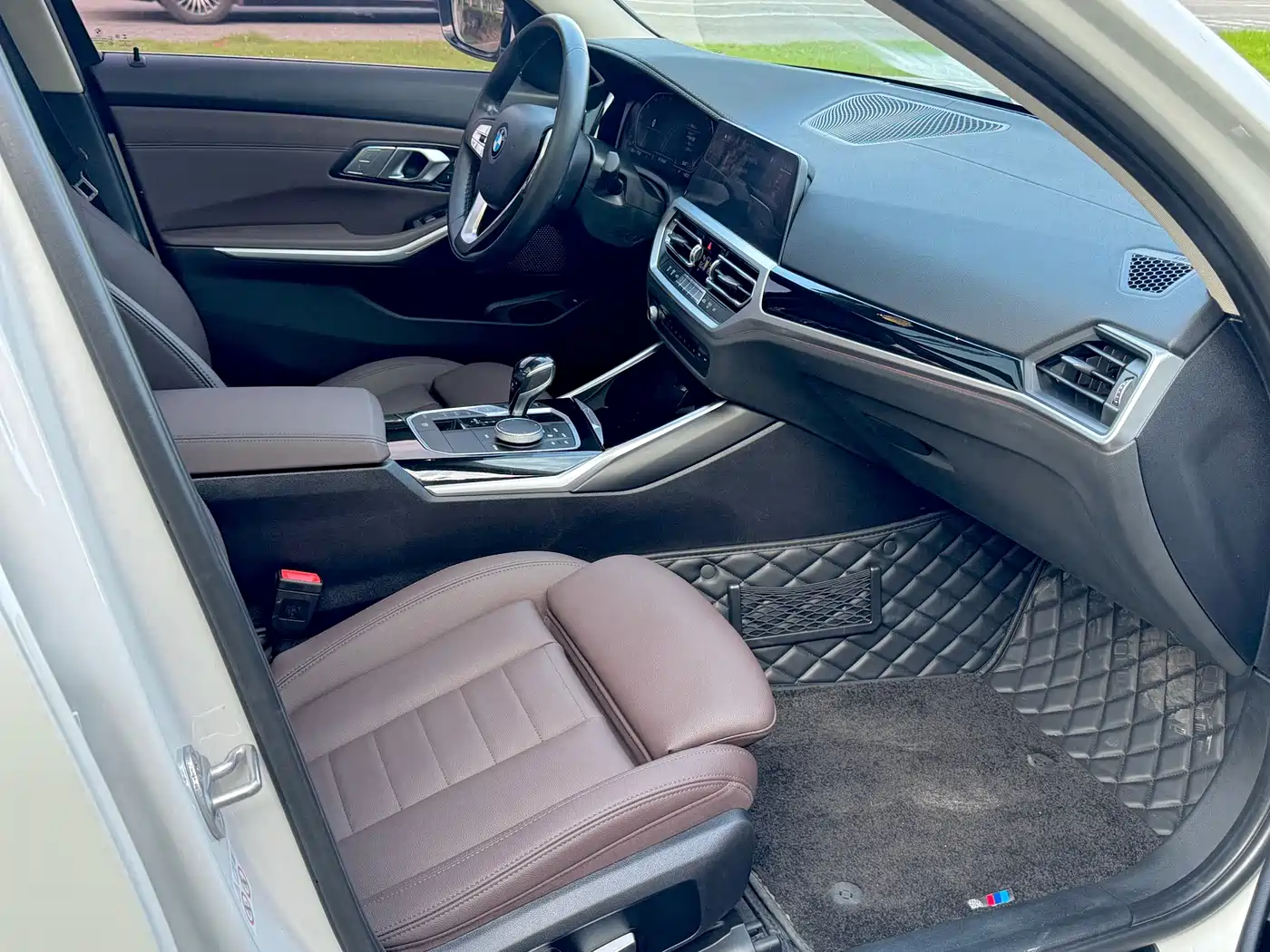 BMW 3 Series 2020 325Li Launch Edition фото 9