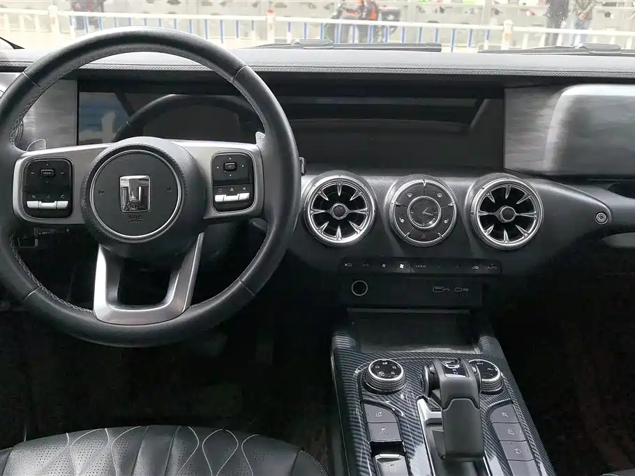 Tank 300 2023 Off-Road Edition 2.0T Challenger фото 12