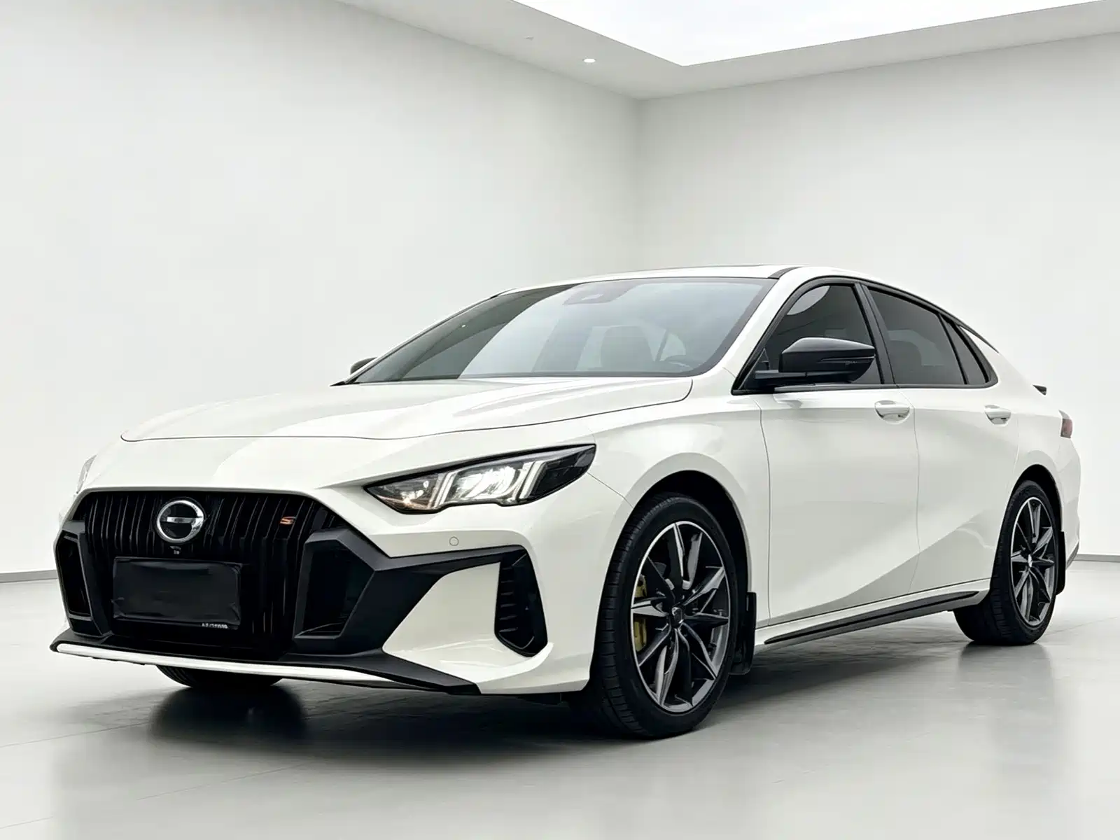Photo 1 - GAC Trumpchi Trumpchi Emkoo