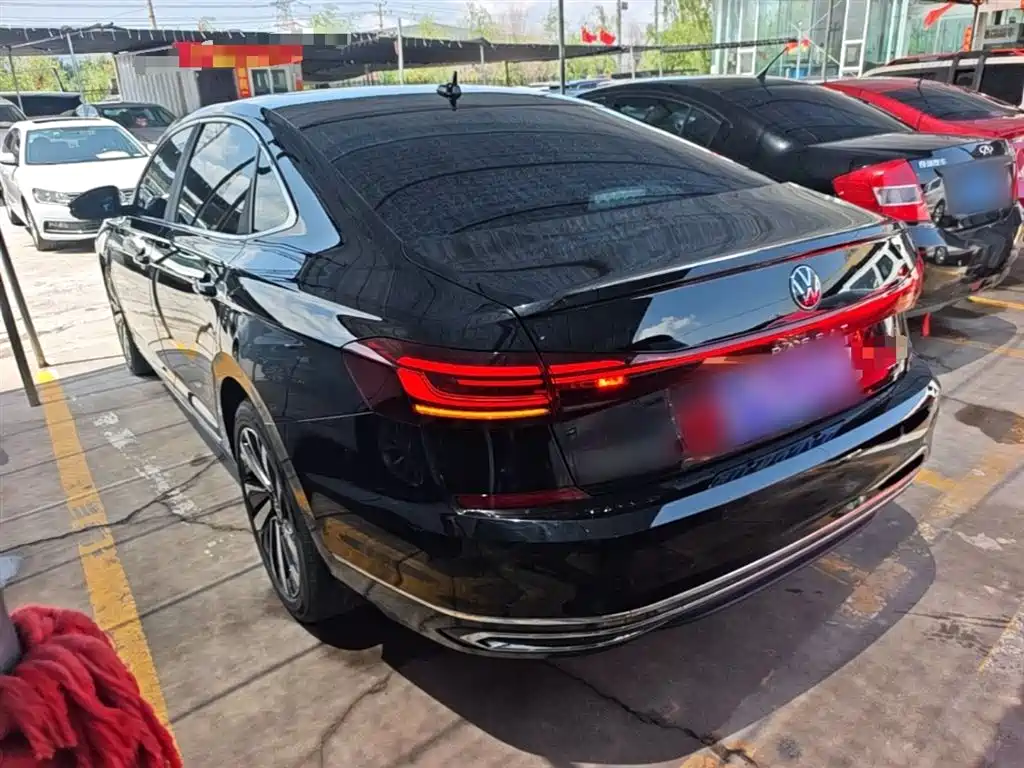 Volkswagen Passat 2024 330TSI Elite Edition фото 5