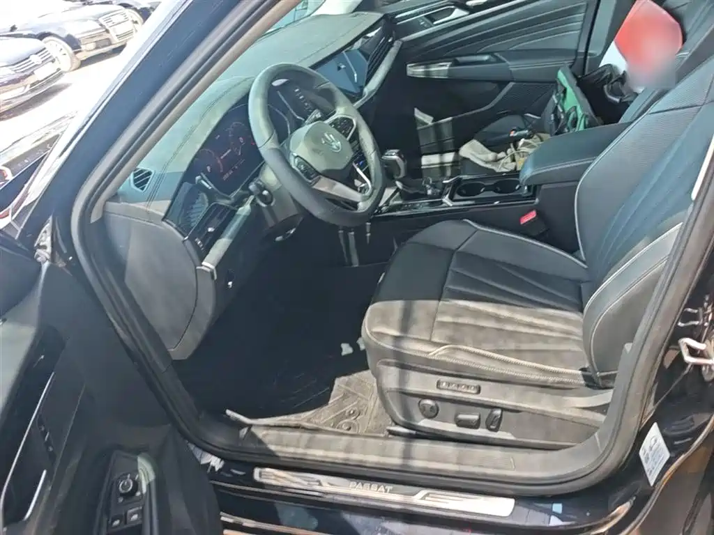 Volkswagen Passat 2024 330TSI Elite Edition фото 15