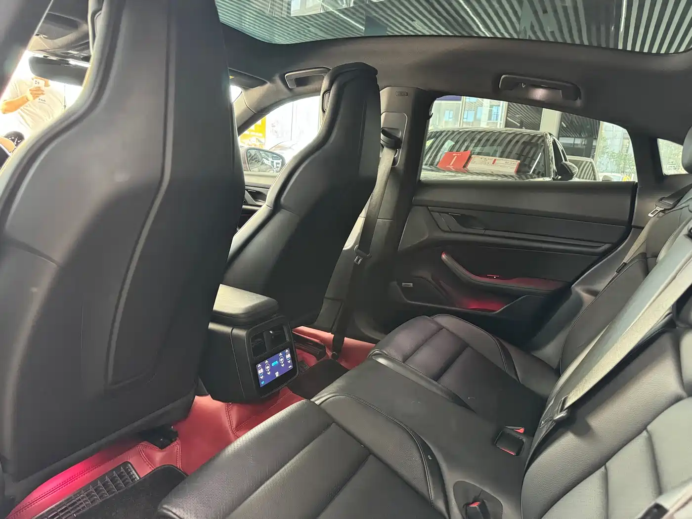 Porsche Taycan 2021 2020 Taycan