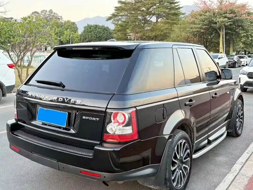 Land Rover Range Rover Sport 2011 5.0 NA V8 HSE фото 8