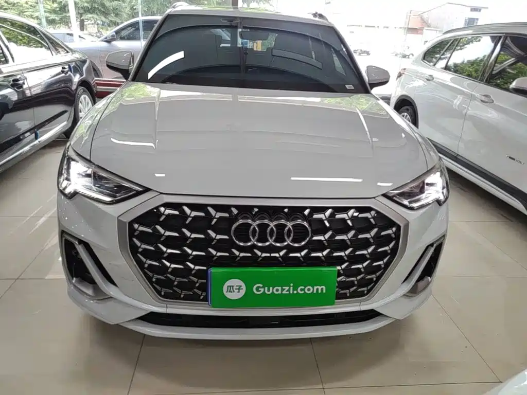 Audi Q3 2025 2025 quattro 45th Anniversary Edition 40TFSI Fashion Dynamic