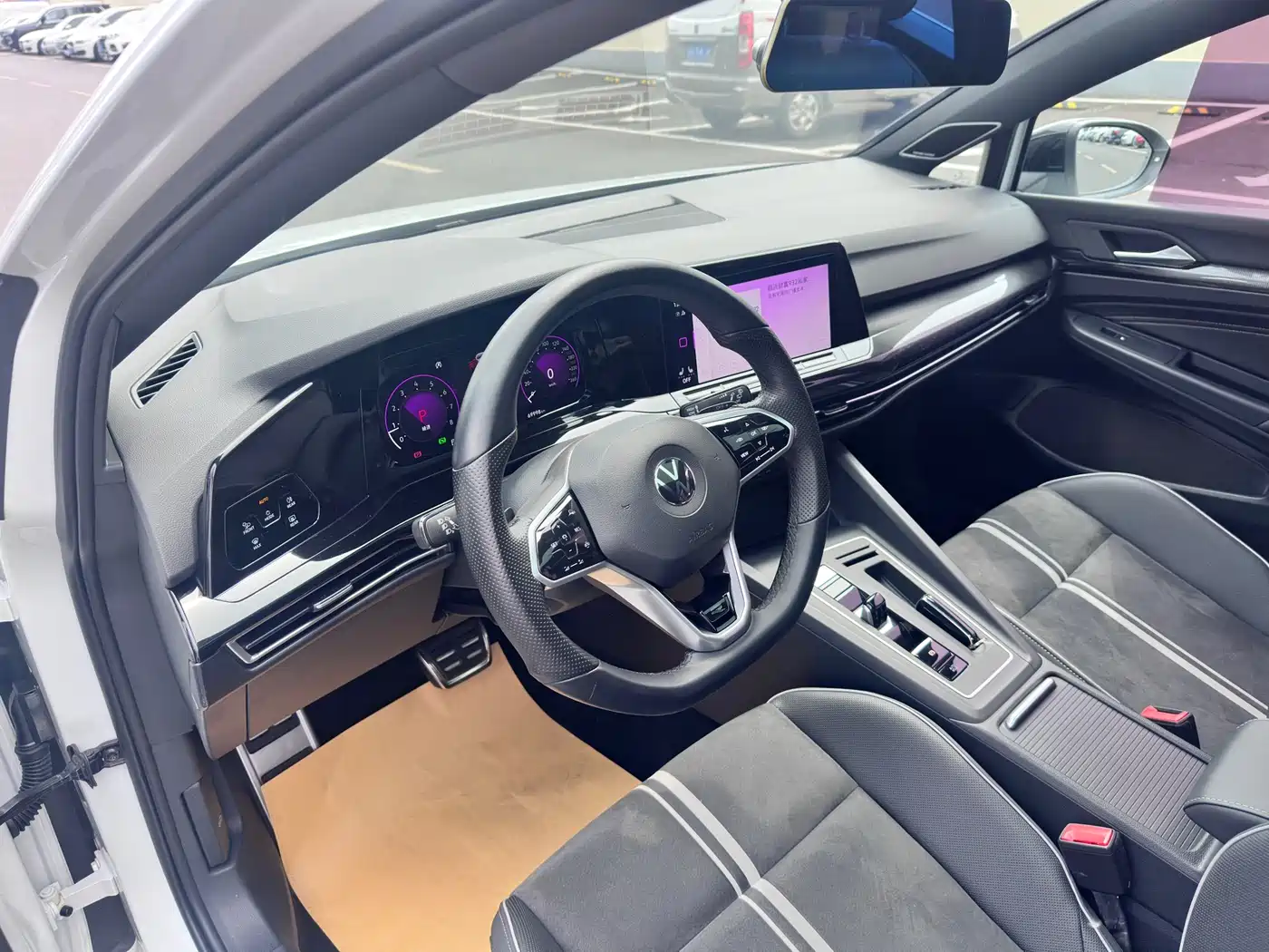 Volkswagen Golf 2021 280TSI DSG R-Line фото 9