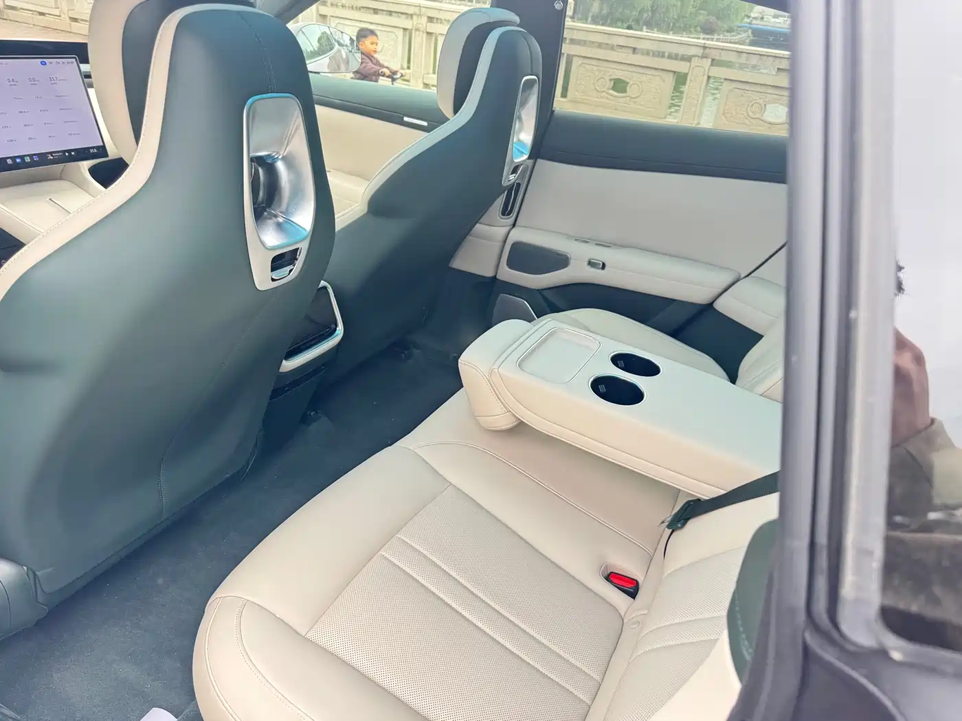 Xiaomi Auto Xiaomi YU7 2025 Ultra Long Range High Performance AWD Max Edition фото 7