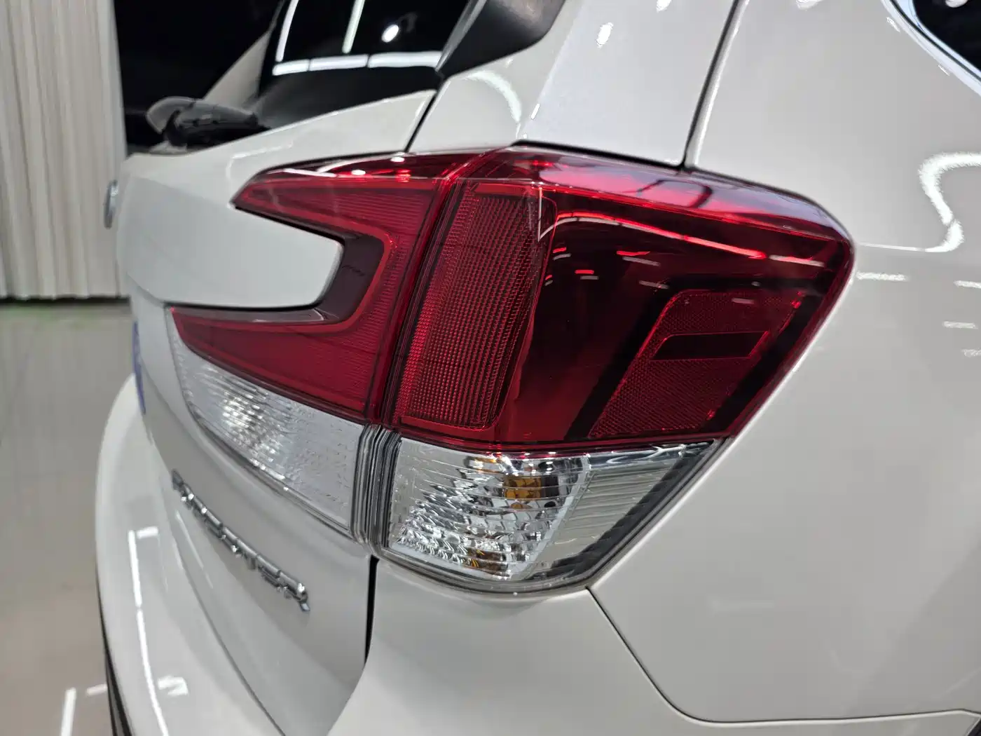 Subaru Forester 2023 2022 2.0i AWD Luxury Edition with EyeSight