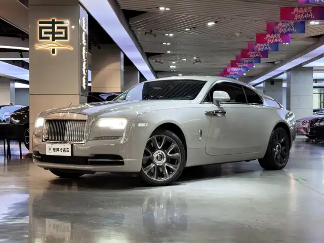 rolls-royce phantom
