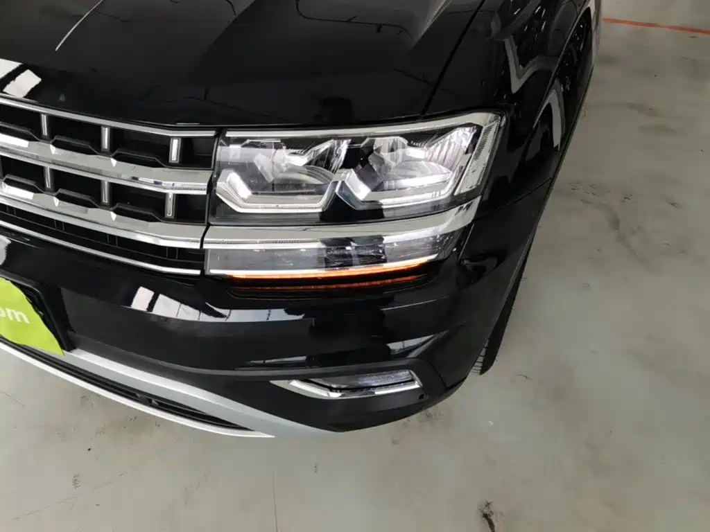 Фото 24 - Volkswagen Teramont
