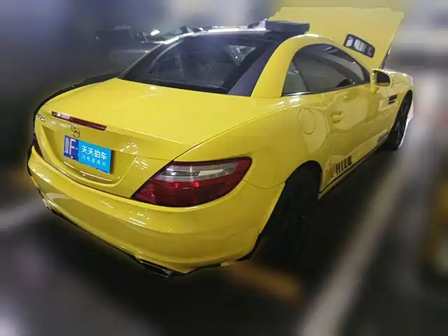 Mercedes-Benz SLK-Class 2011 SLK 200 Fashion — фото 2