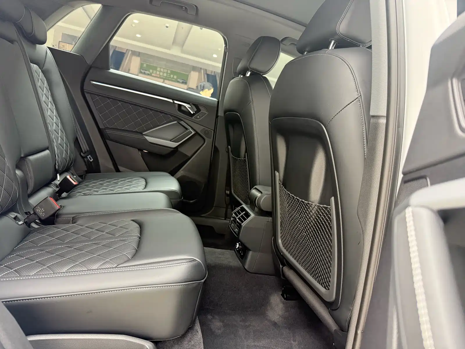 Photo 15 - Audi Q3