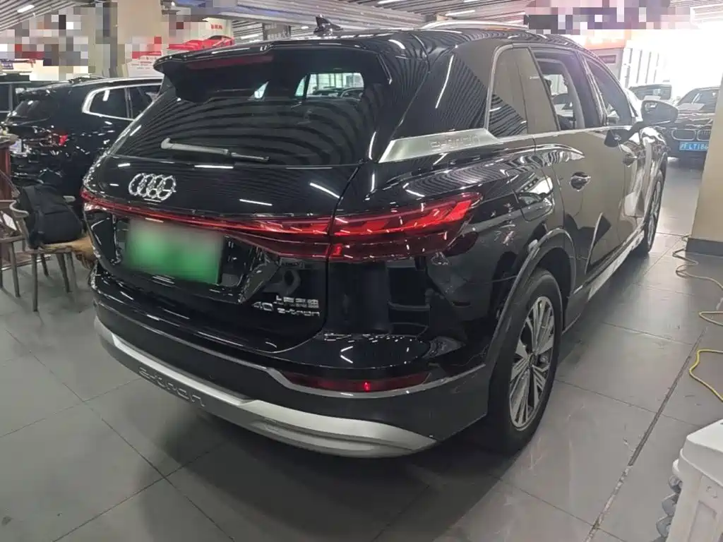 Audi Q5 e-tron 2023 2023 40 e-tron Shining Edition Mecha Package