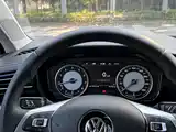 Фото 16 - Volkswagen Touareg