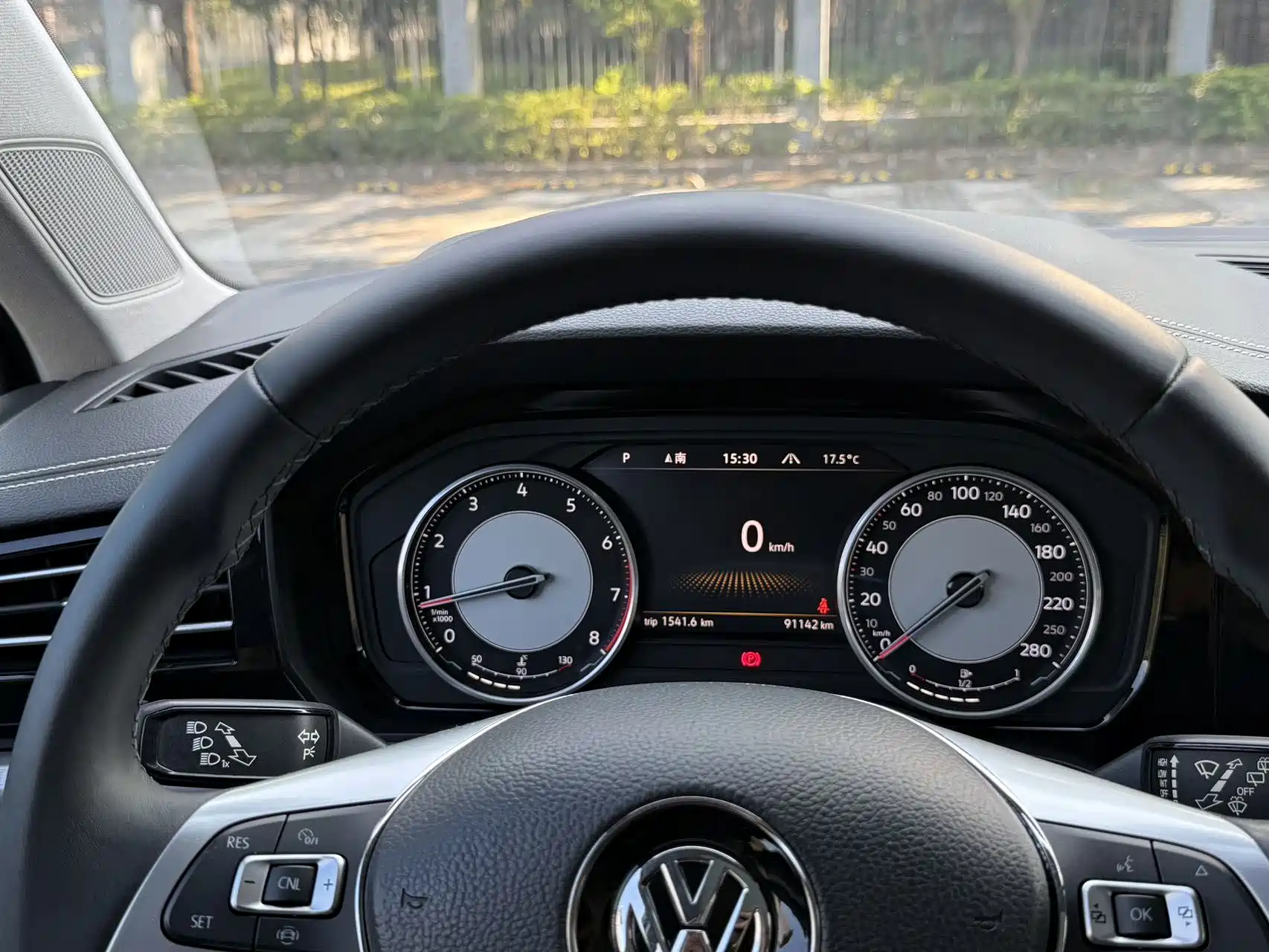 Фото 16 - Volkswagen Touareg