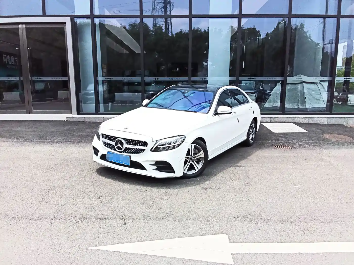 Фото 1 - Mercedes-Benz C-Class