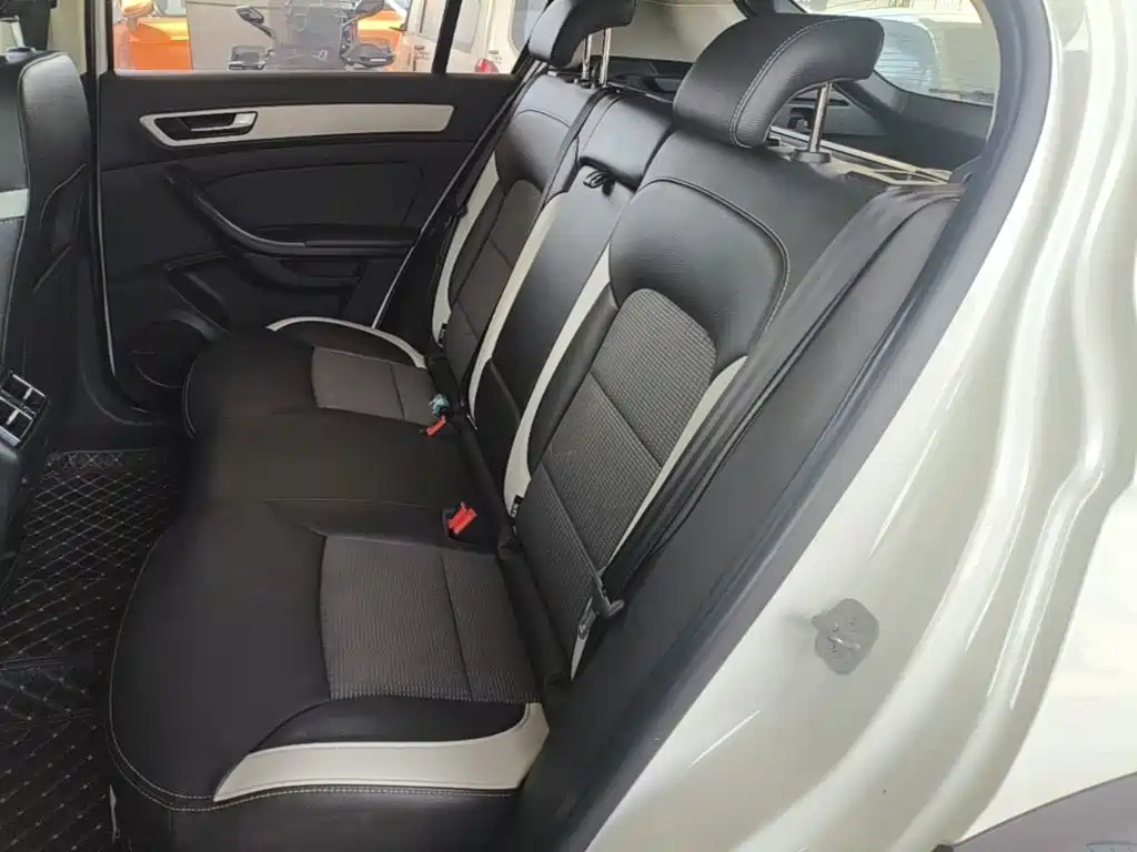 Qoros 5 2019 2019 1.6T Automatic Zhiyun Internet (AliOS) Premium Edition