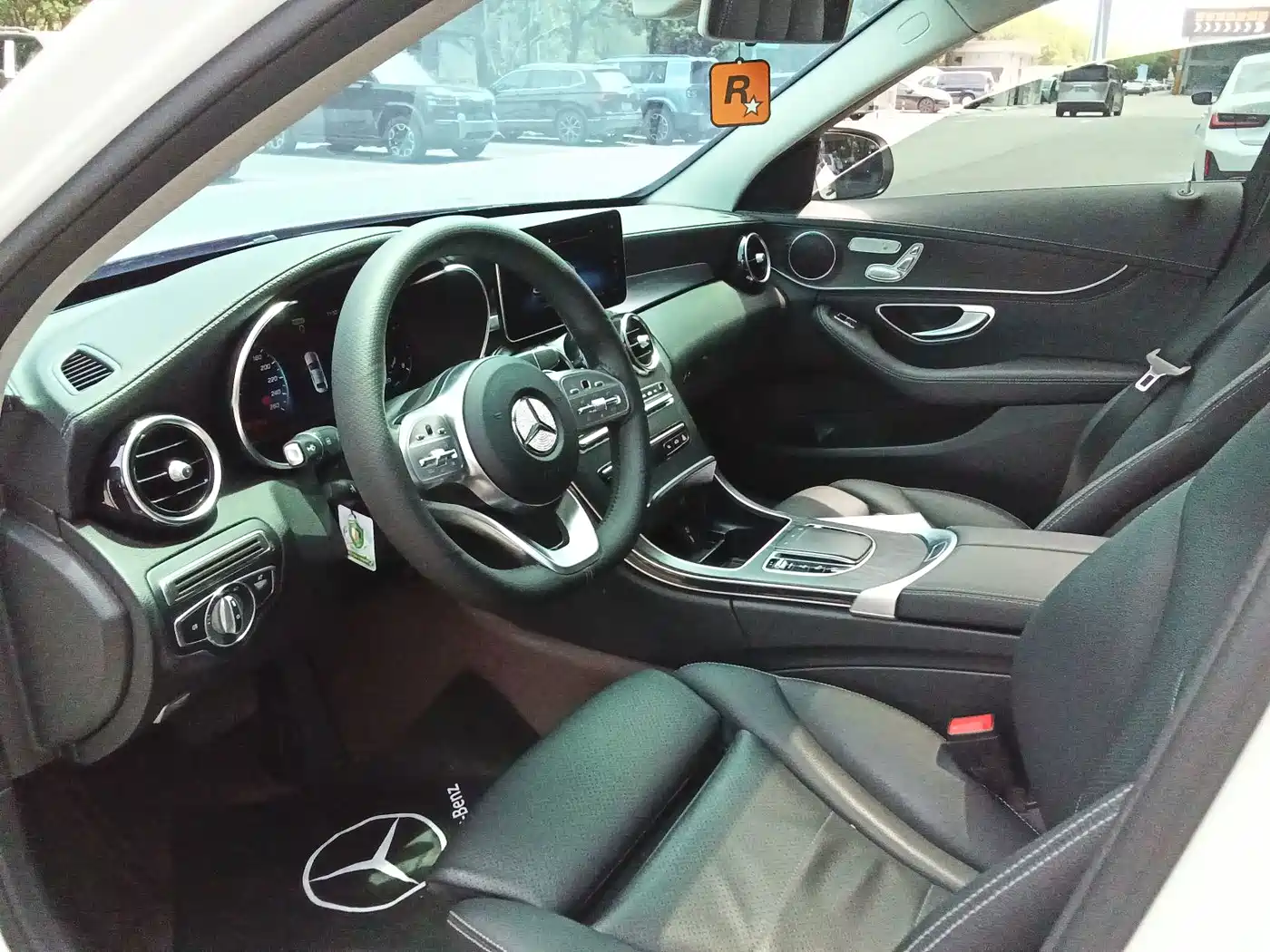 Фото 6 - Mercedes-Benz C-Class
