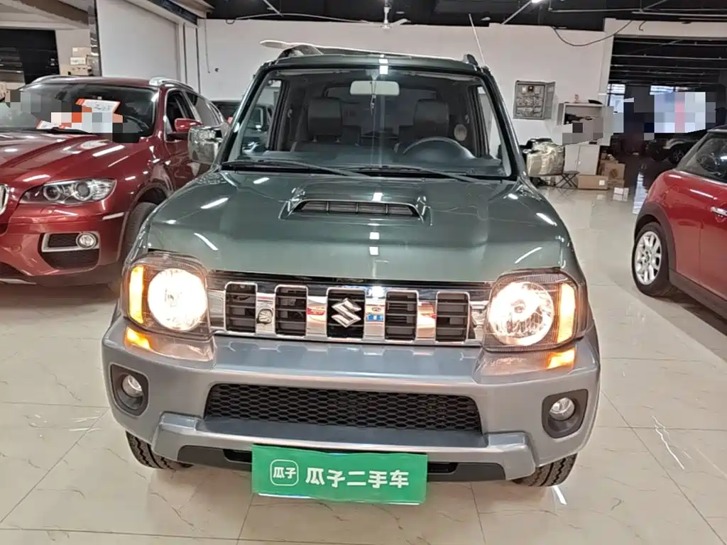 صورة 3 - Suzuki Jimny (Import)