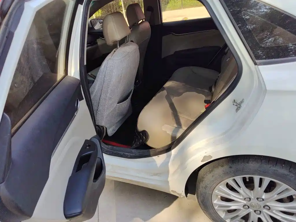 Фото 13 - Buick Excelle