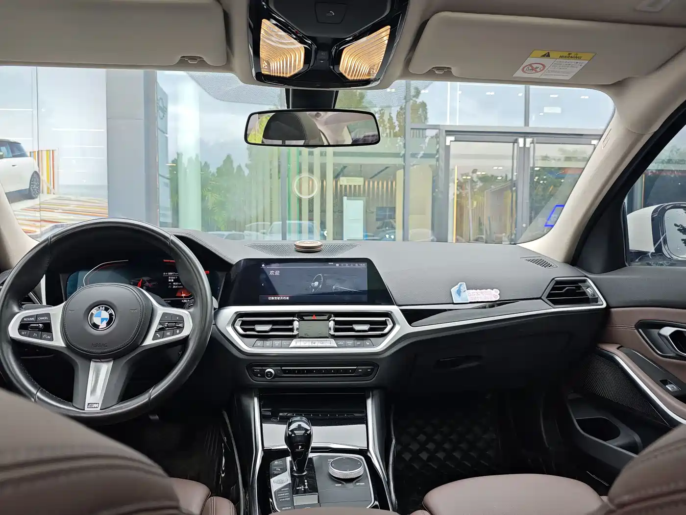 BMW 3 Series 2021 320Li M Sport Package фото 8