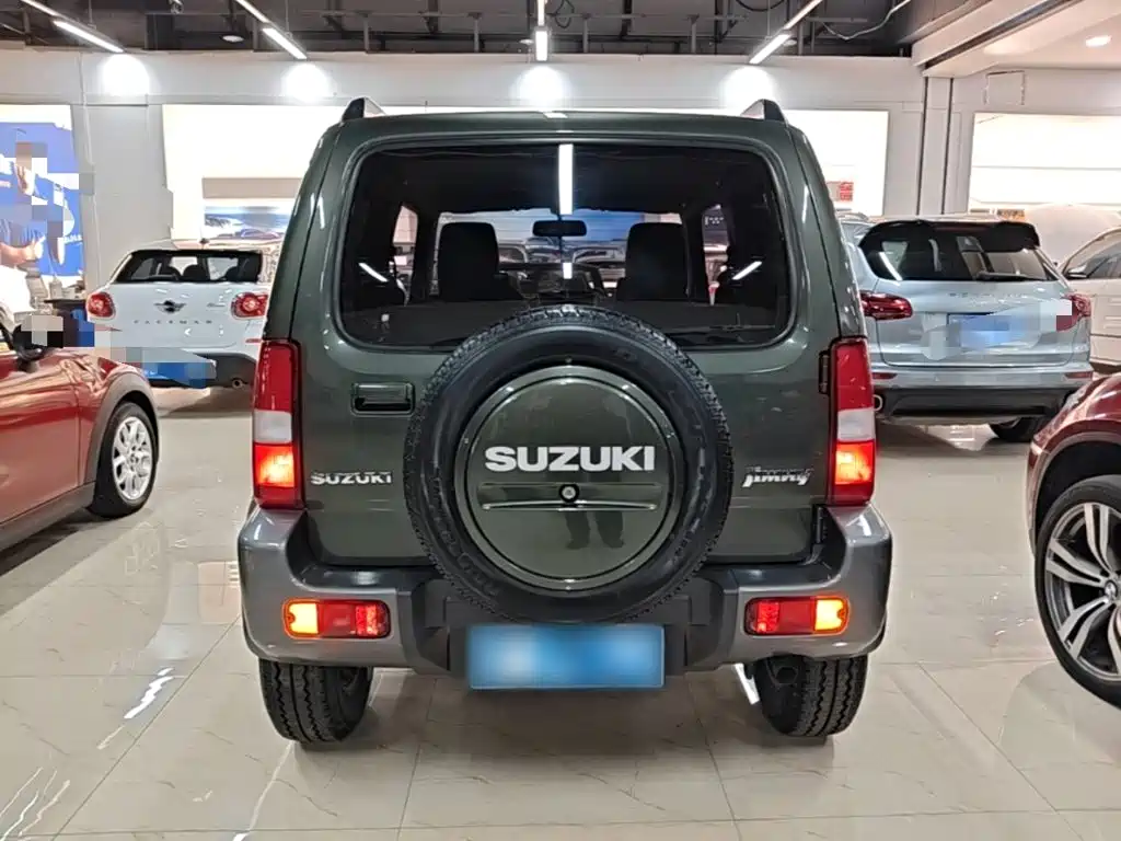 صورة 6 - Suzuki Jimny (Import)