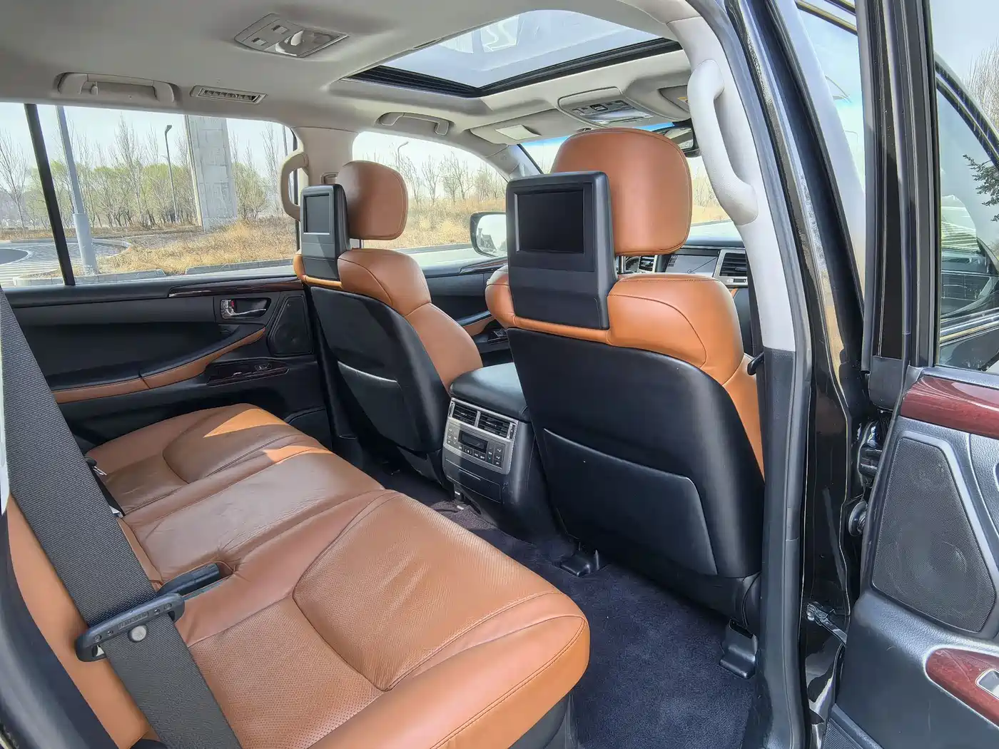 Lexus LX 2013 570 фото 14