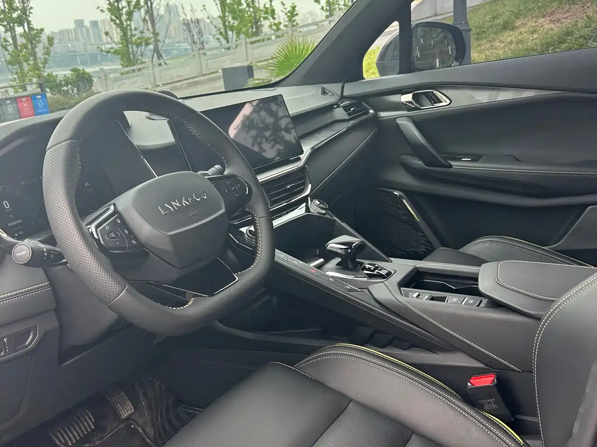 LYNK 06