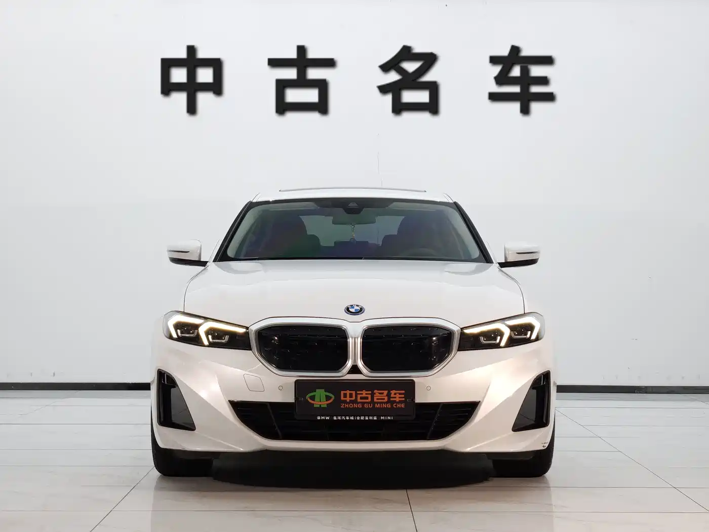 Фото 2 - BMW i3
