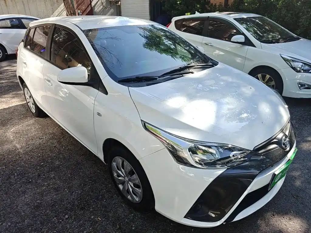 Toyota YARiS L Zhi Xuan 2016 Facelift 1.5E CVT Charming Edition фото 4