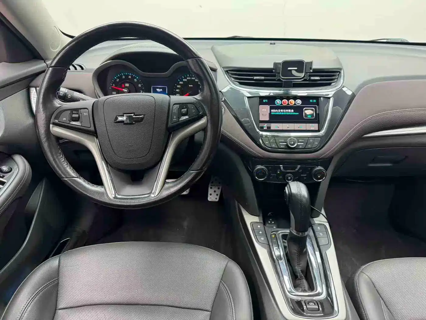 Chevrolet Malibu 2017 1.5T Automatic Flagship Edition фото 12