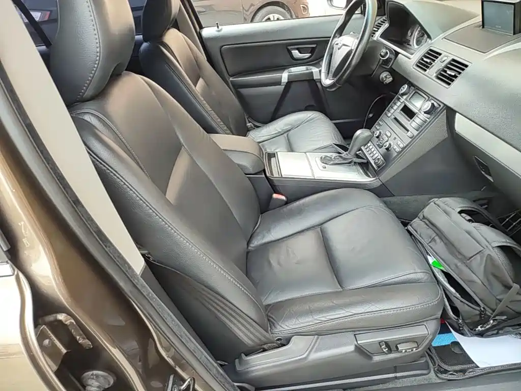 Volvo XC Classic 2015 2014 T5 Luxury Edition